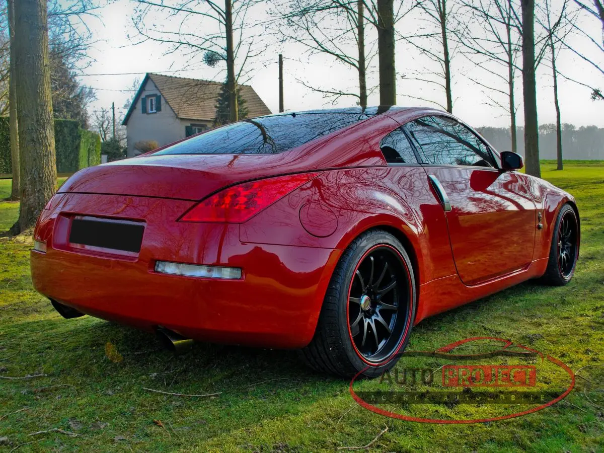 Nissan  350Z 3.5 V6 Base 6