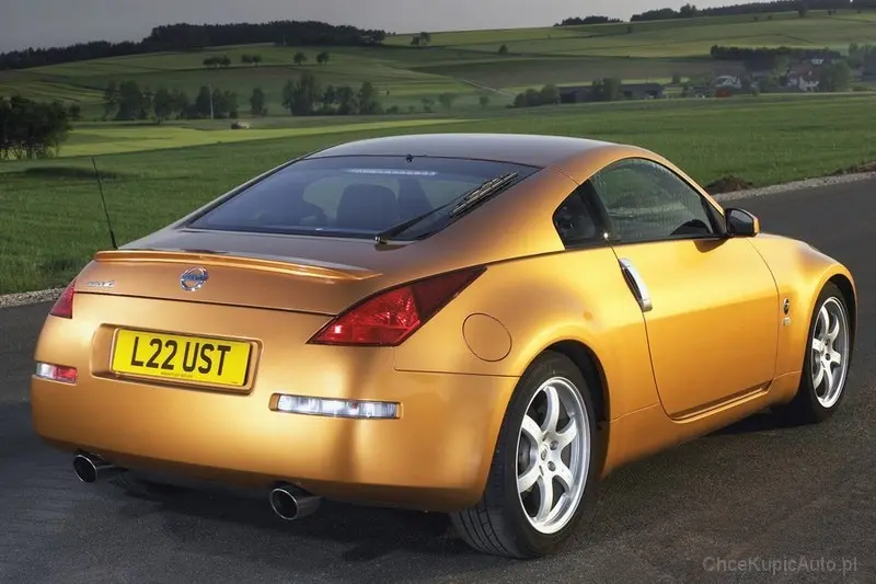 Nissan  350Z 3.5 V6 Base 2