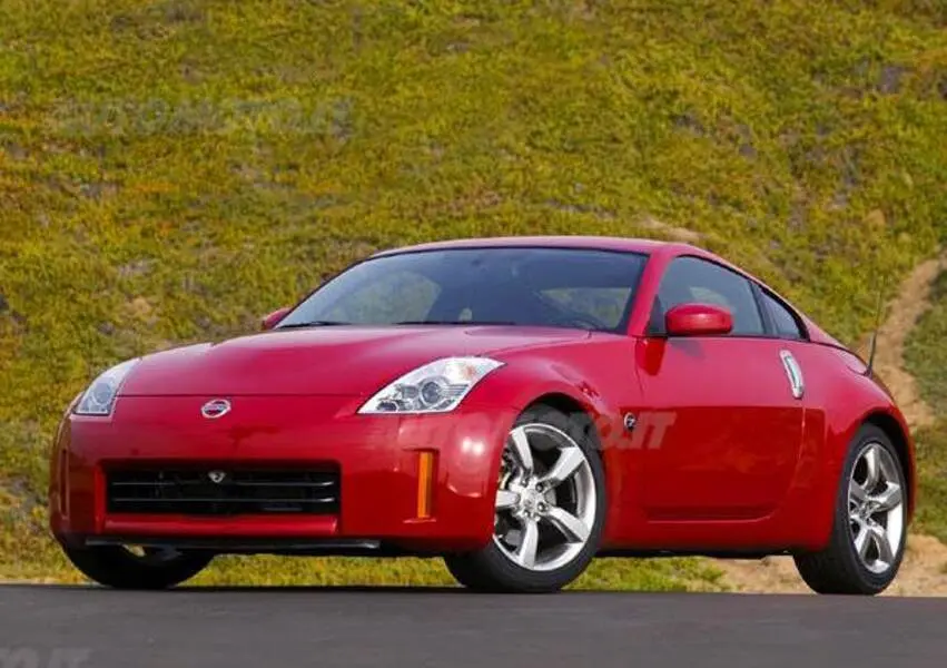 Nissan  350Z 3.5 V6 Base 2