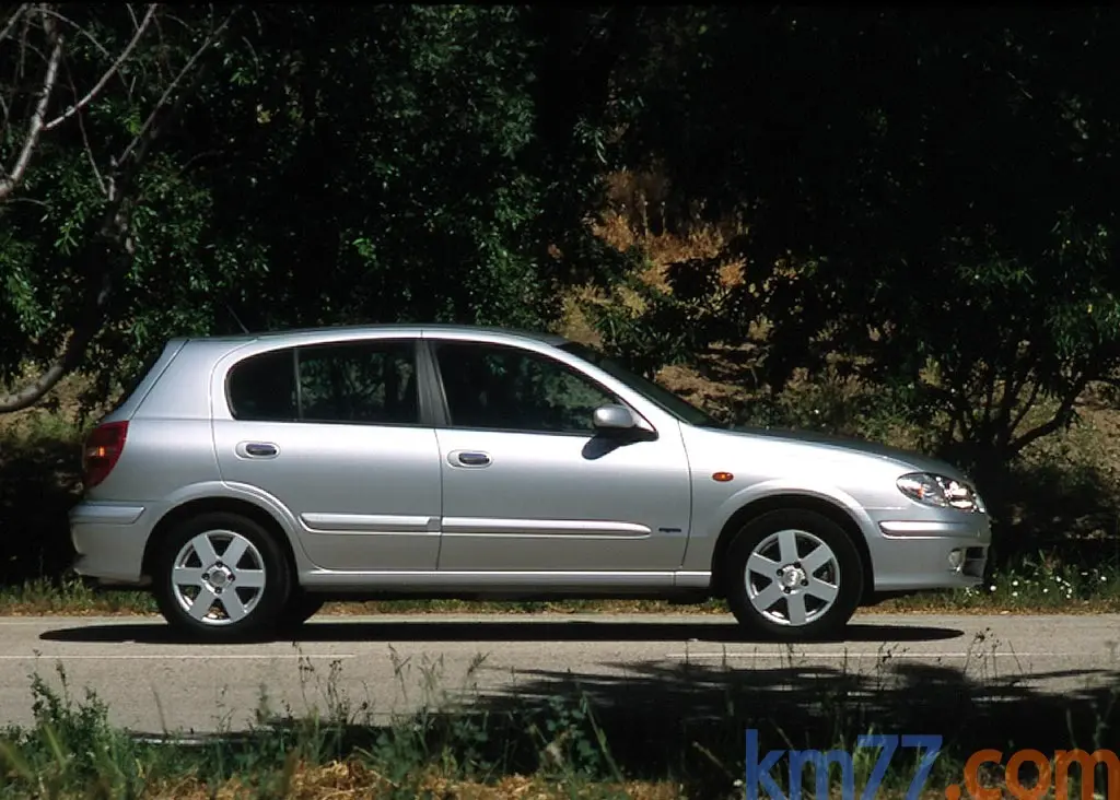 Nissan Almera Almera 1.5 Comfort 4