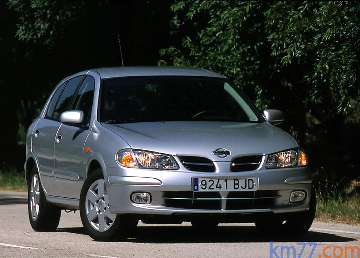 Nissan Almera Almera 1.5 Comfort 5