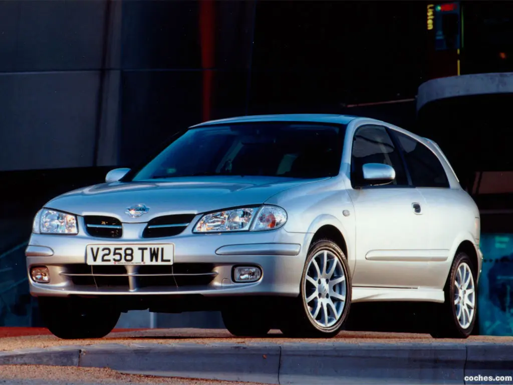 Nissan Almera Almera 1.5 Luxury 5