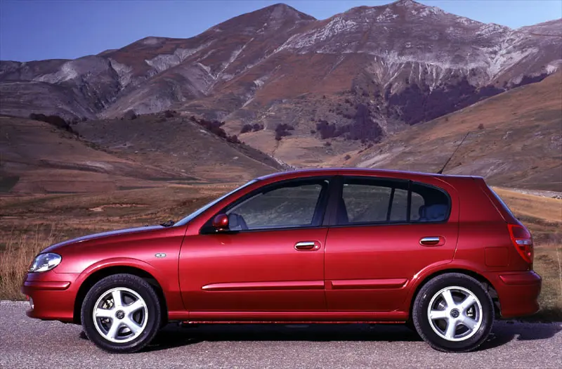 Nissan Almera Almera 1.5 Luxury 0