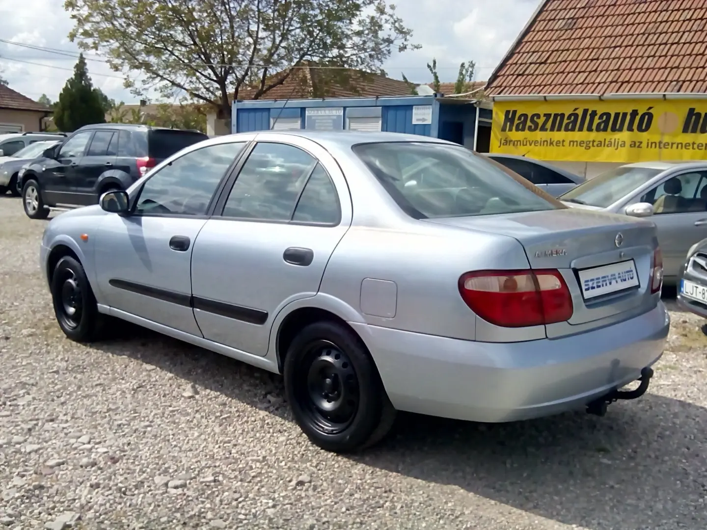 Nissan Almera Almera 1.5 Visia 1