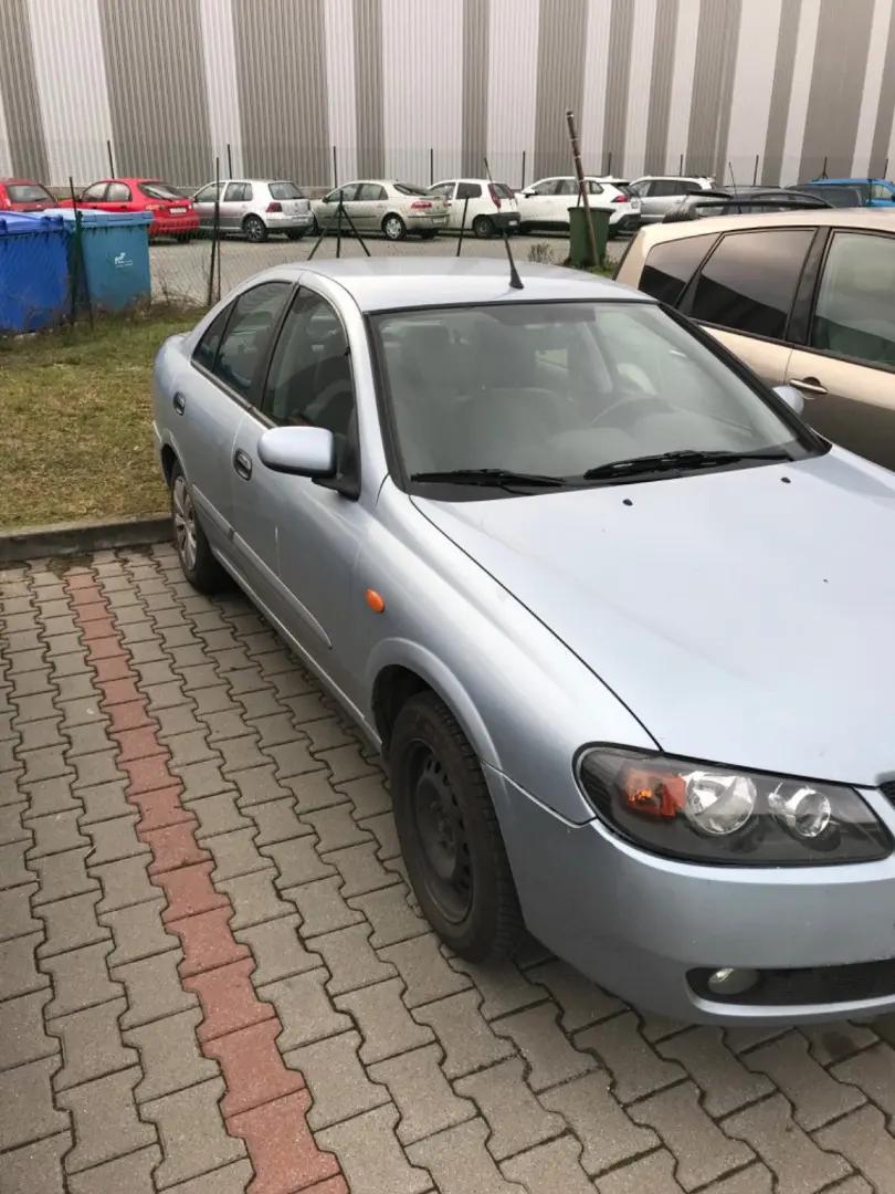Nissan Almera Almera 1.5 Visia 3