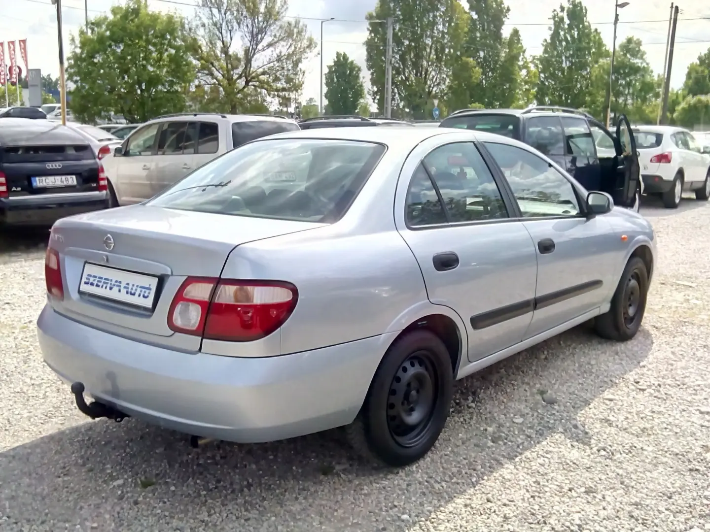 Nissan Almera Almera 1.5 Visia 5