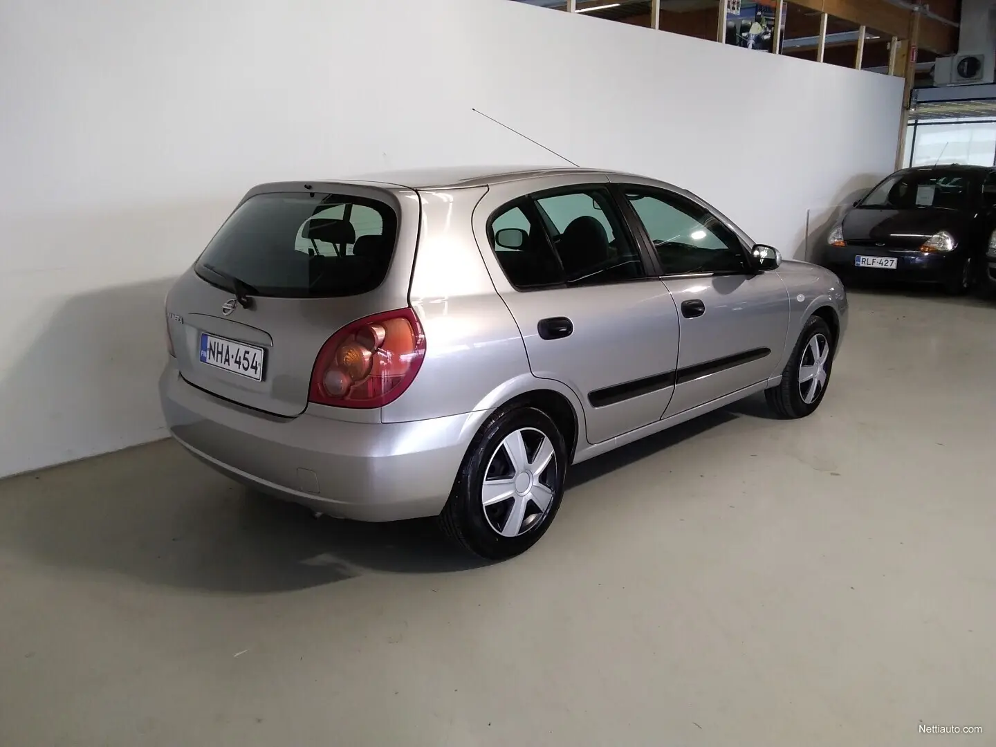 Nissan Almera Almera 1.5 Visia Plus 5