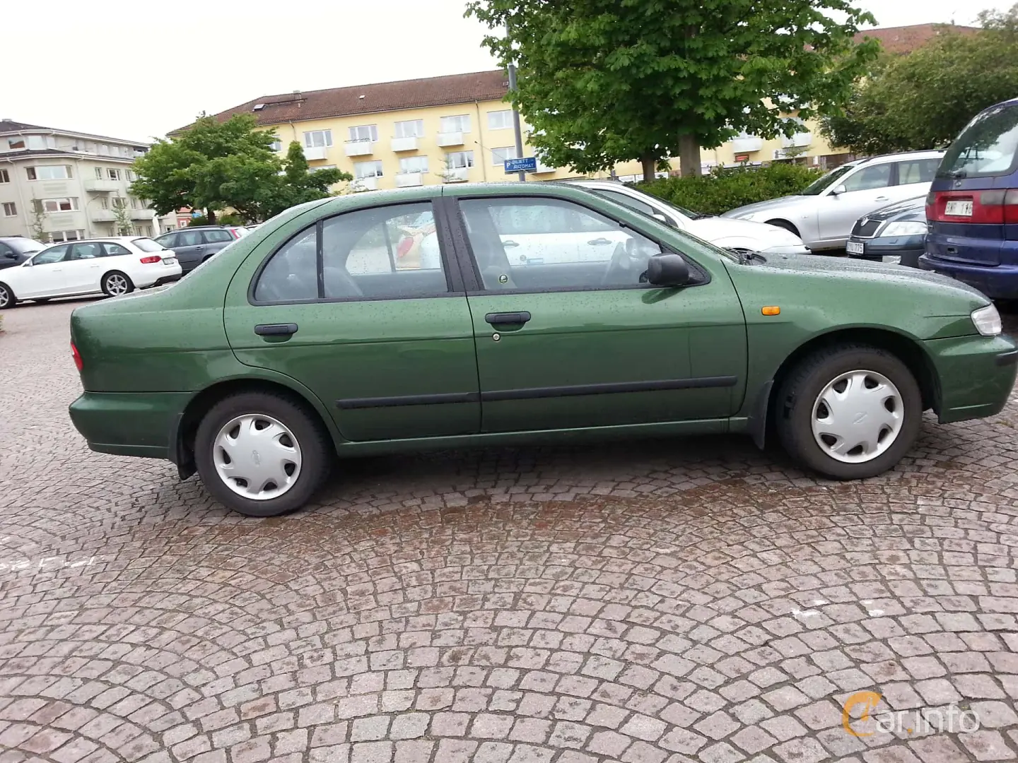 Nissan Almera Almera 1.6 GX 3