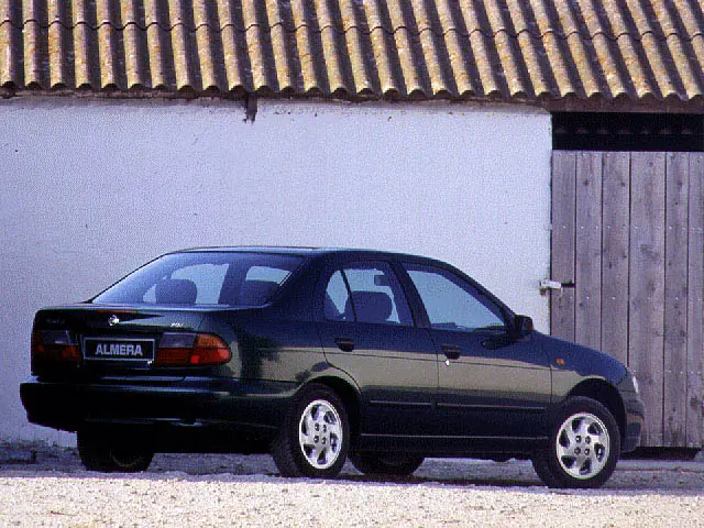 Nissan Almera Almera 1.6 SLX 6