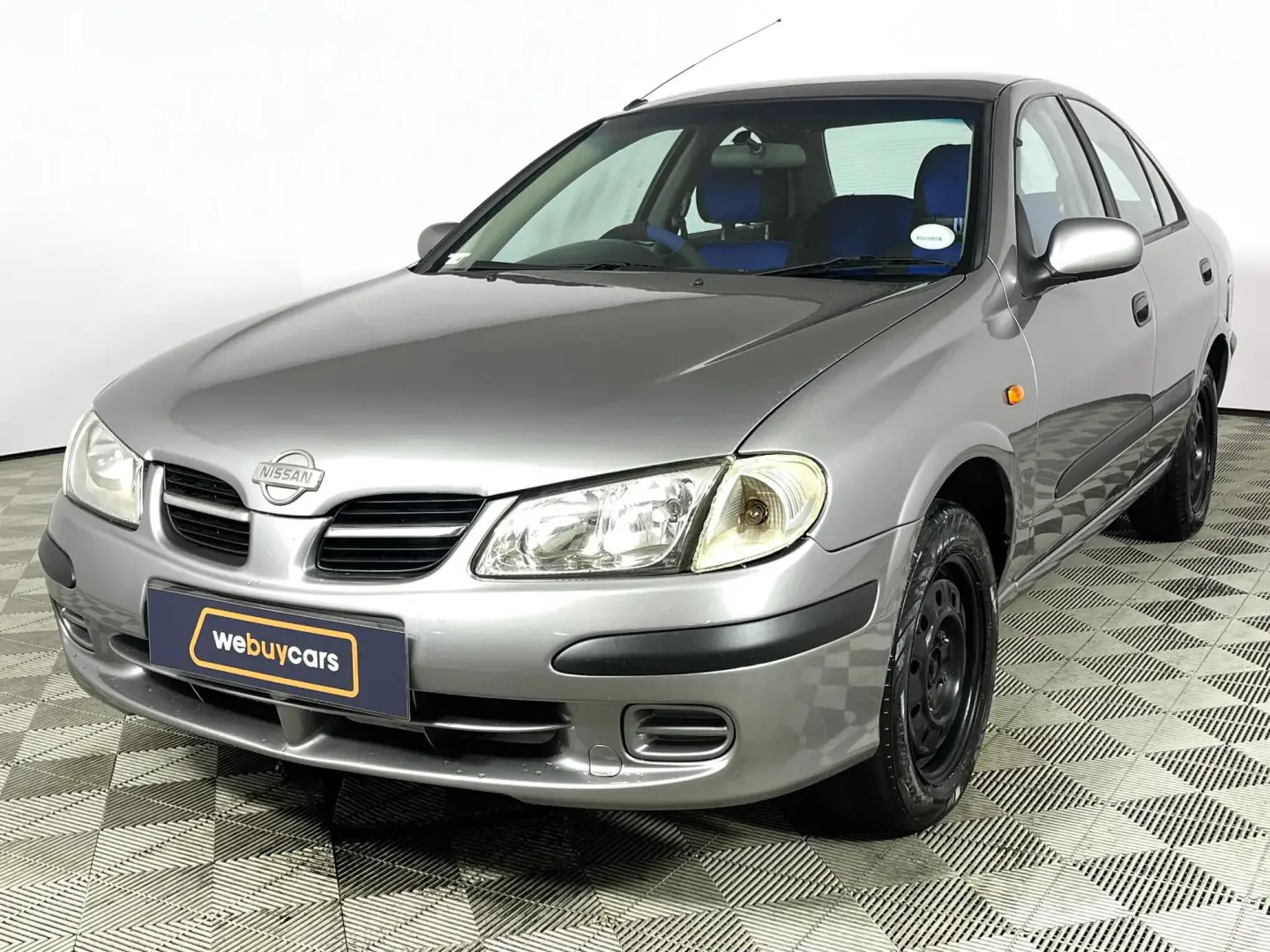 Nissan Almera Almera 1.8 Luxury 4