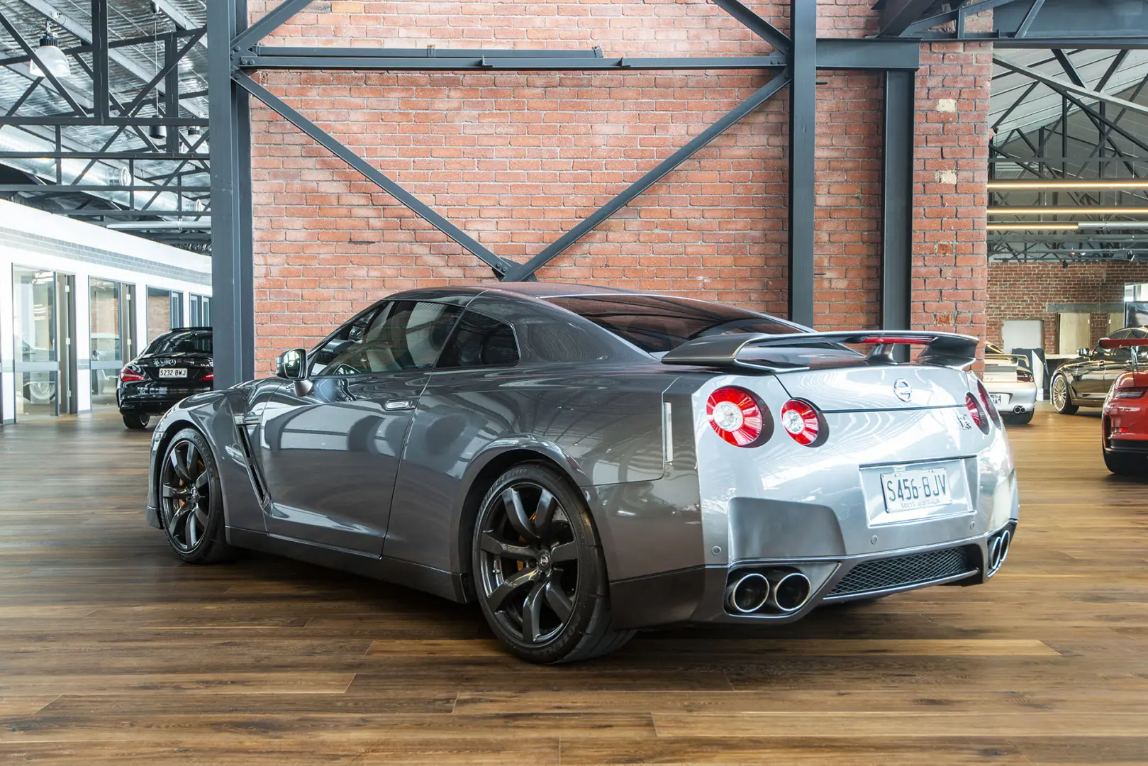 Nissan GT-R GT-R 3.8 R35 Premium Edition 3