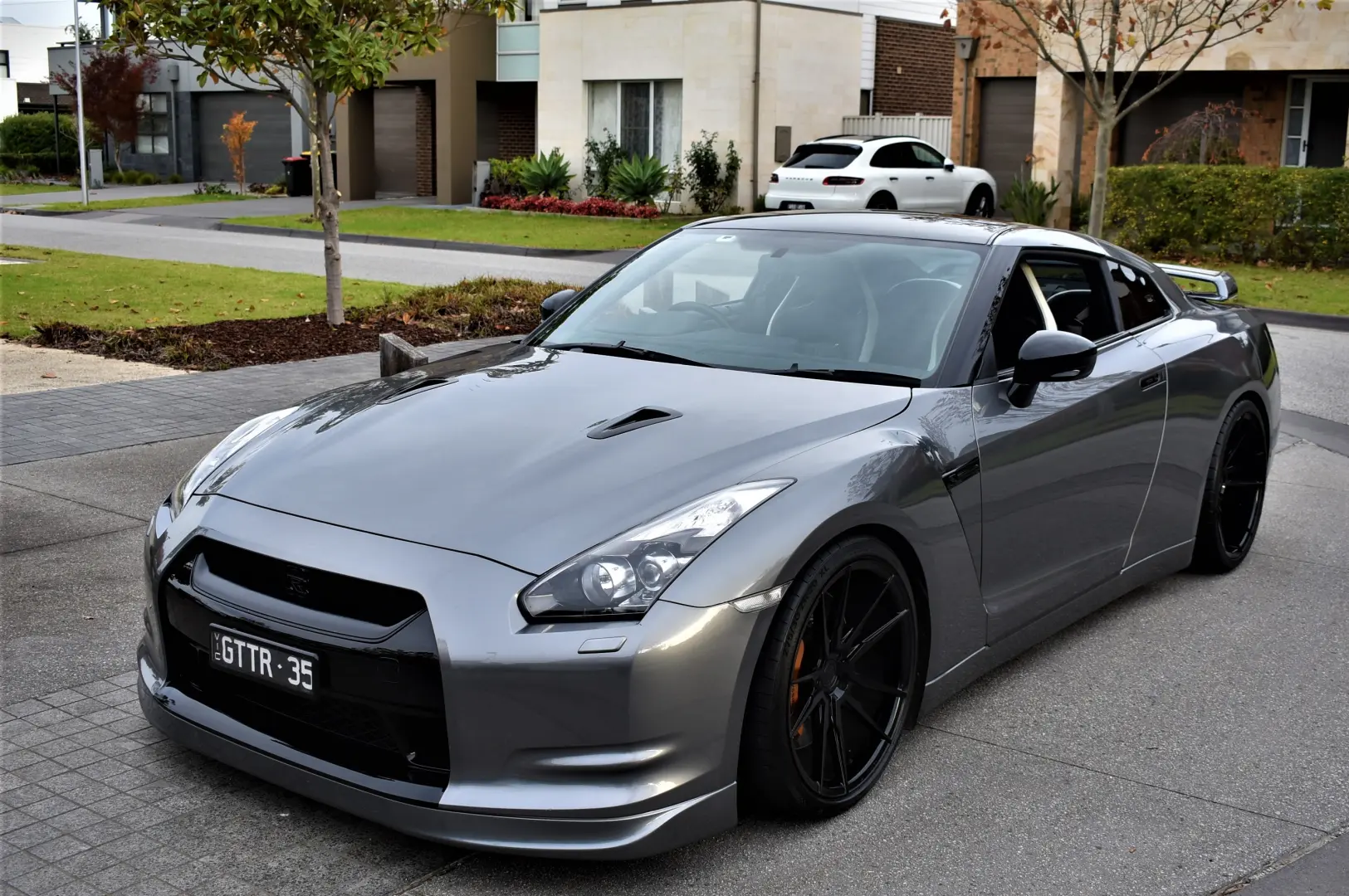 Nissan GT-R GT-R 3.8 R35 Premium Edition 4