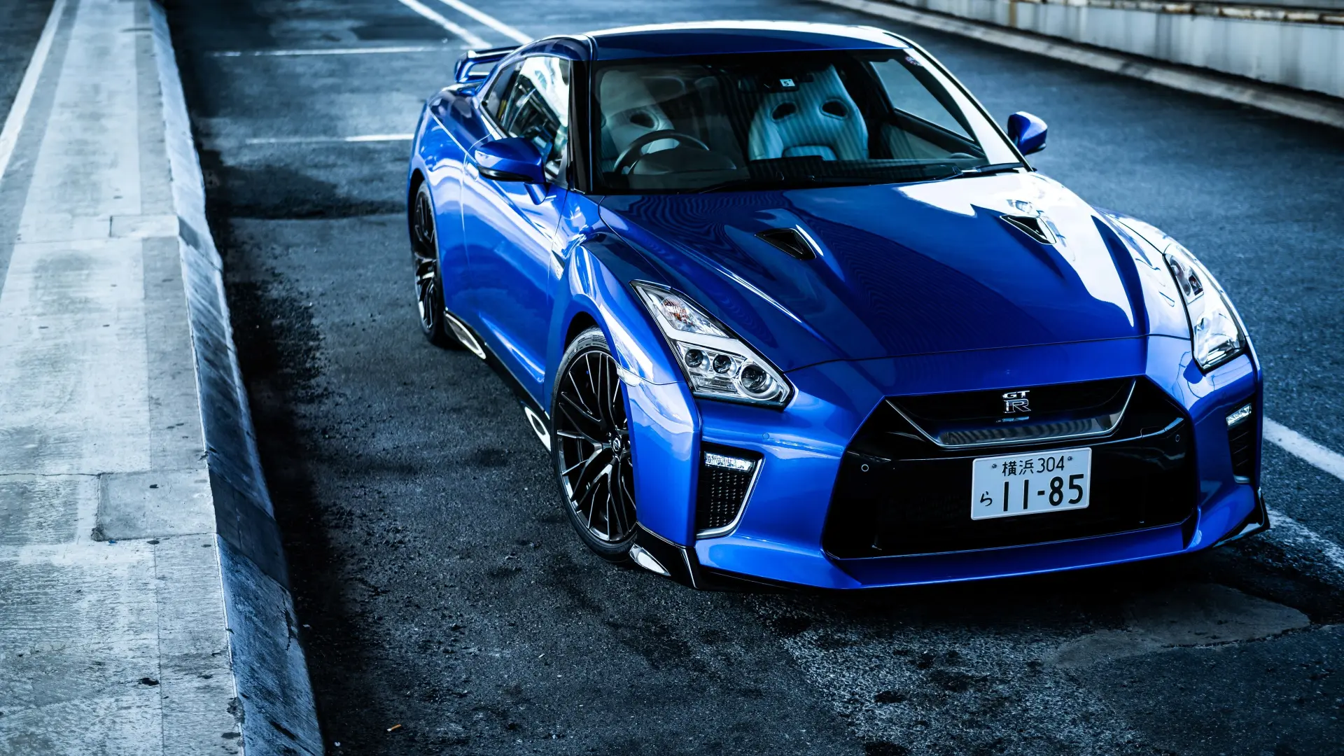 Nissan GT-R GT-R 3.8 V6 4WD R35 50TH Anniversary Edition 2