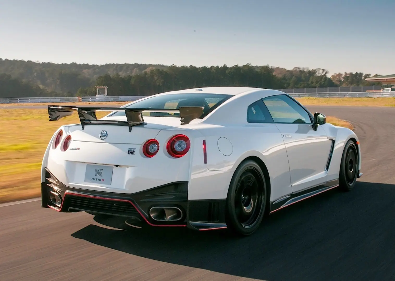Nissan GT-R GT-R 3.8 V6 4WD R35 Nismo 5