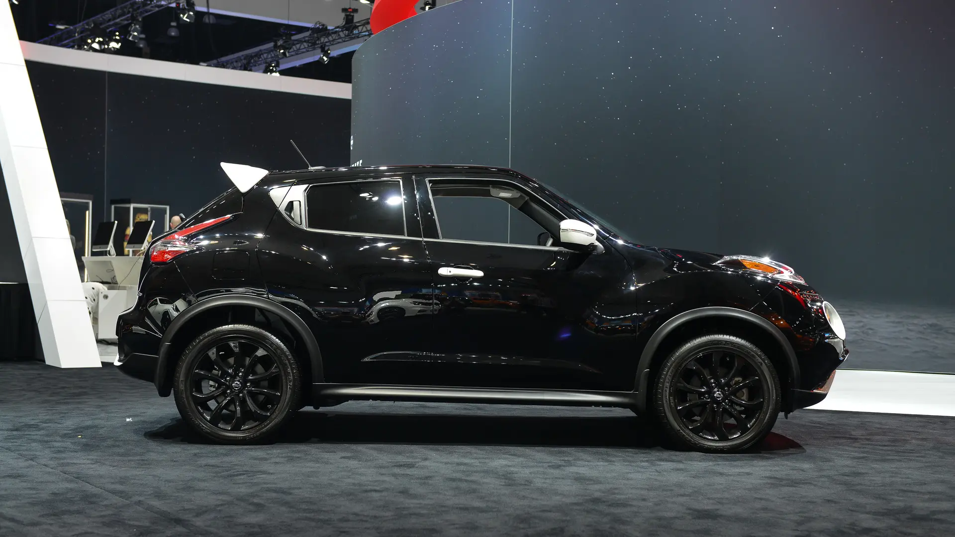 Nissan Juke Juke 1.6 Black Edition CVT 4