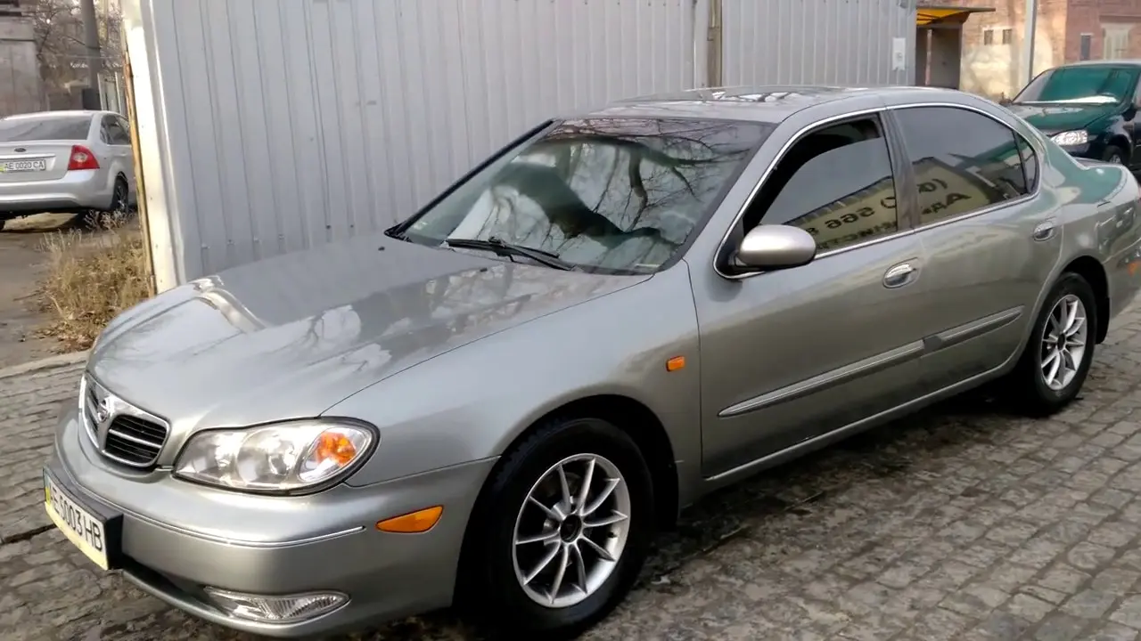 Nissan Maxima Maxima QX 2.0 V6 6