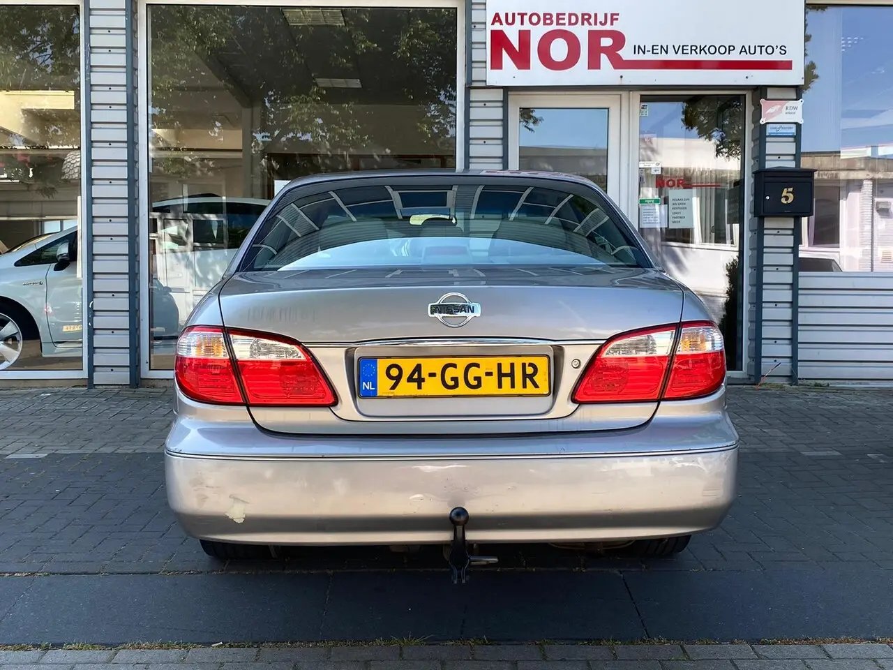 Nissan Maxima Maxima QX 2.0 V6 6