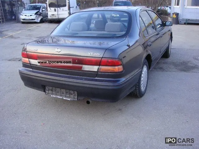 Nissan Maxima Maxima QX 2.0 V6 SE 3