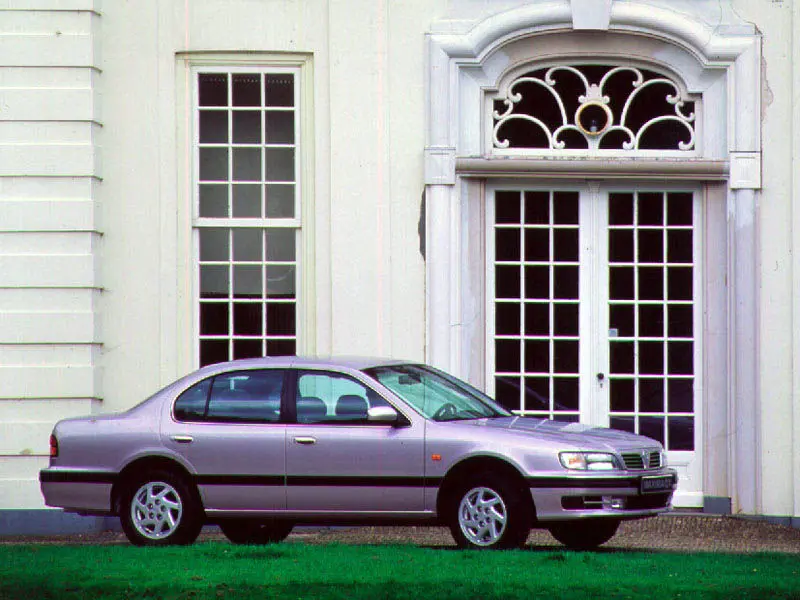 Nissan Maxima Maxima QX 2.0 V6 SE 6