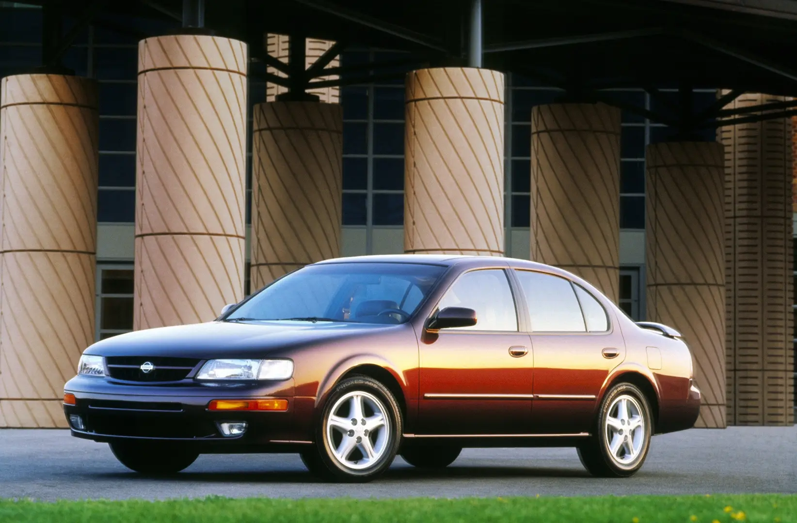 Nissan Maxima Maxima QX 2.0 V6 SE 6
