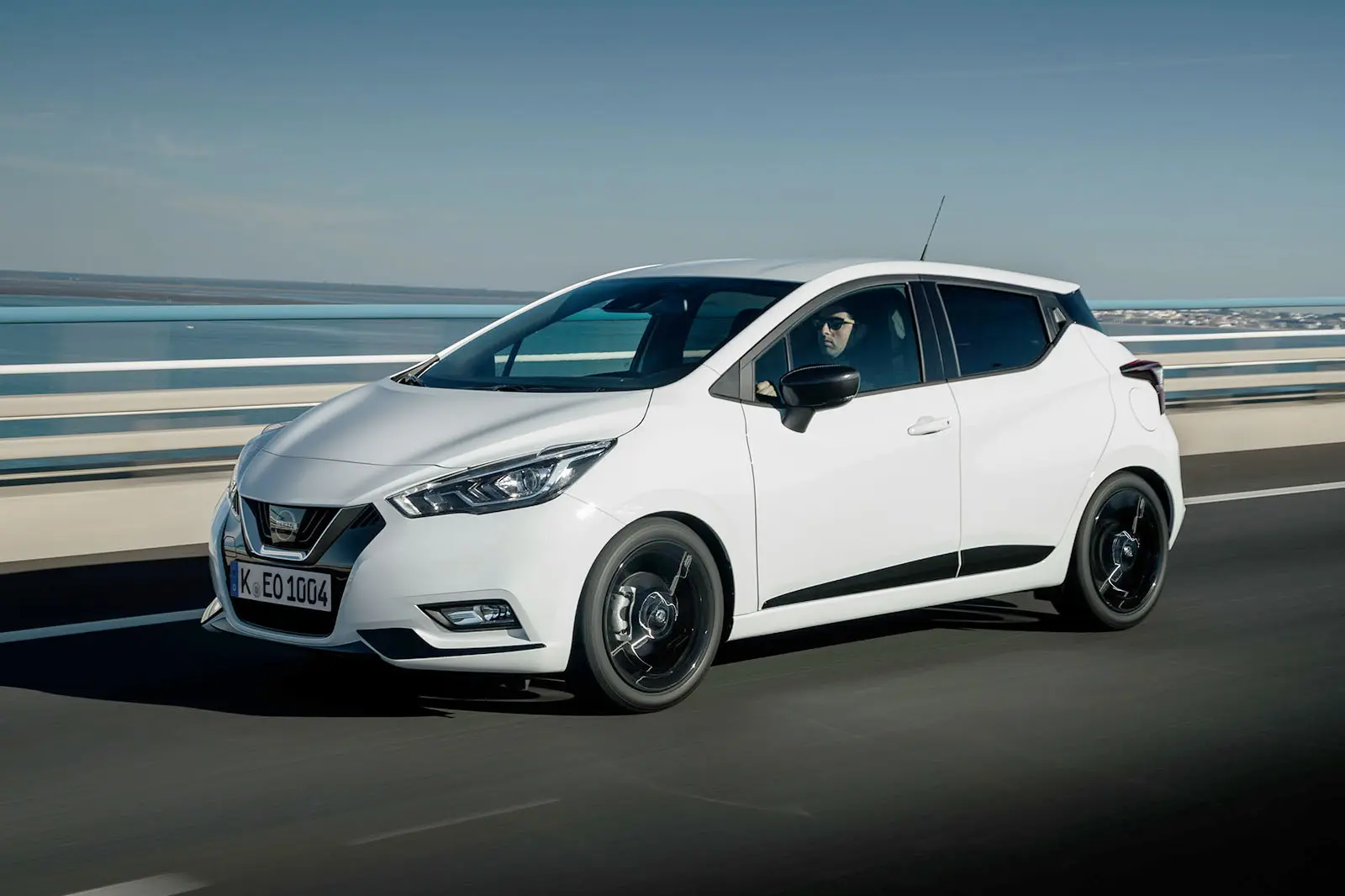 Nissan Micra Micra 1.0 IG-T Visia CVT 4