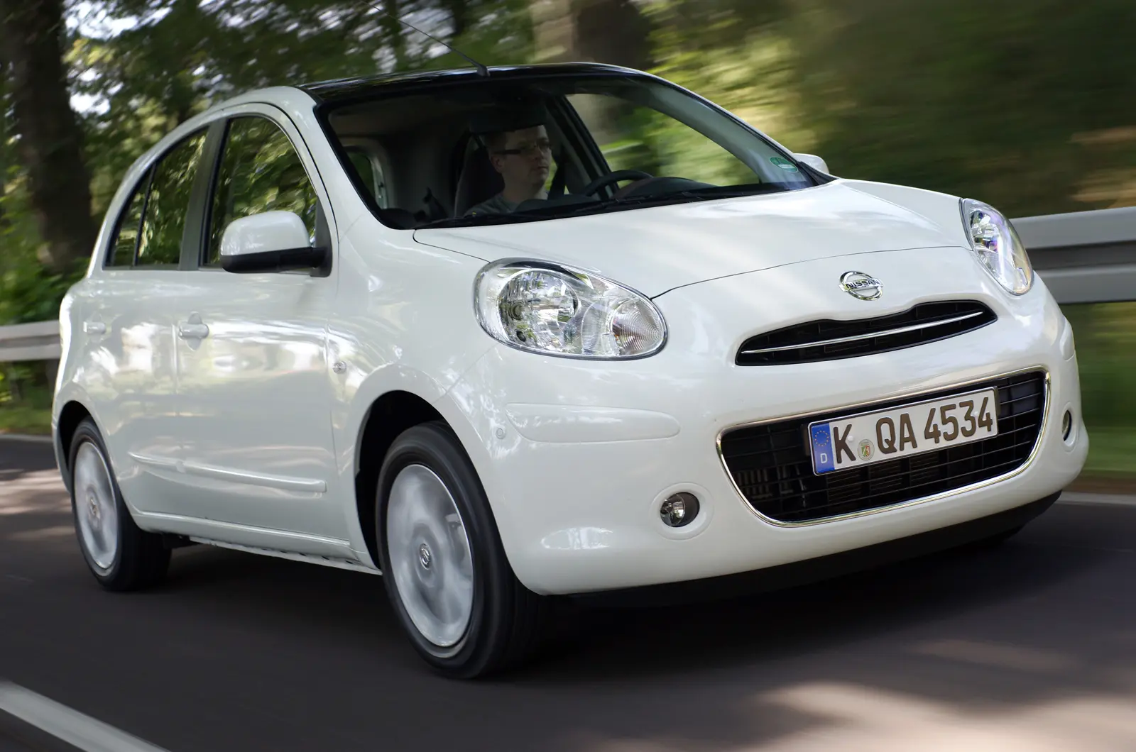 Nissan Micra Micra 1.2 DIG-S Desire CVT 6