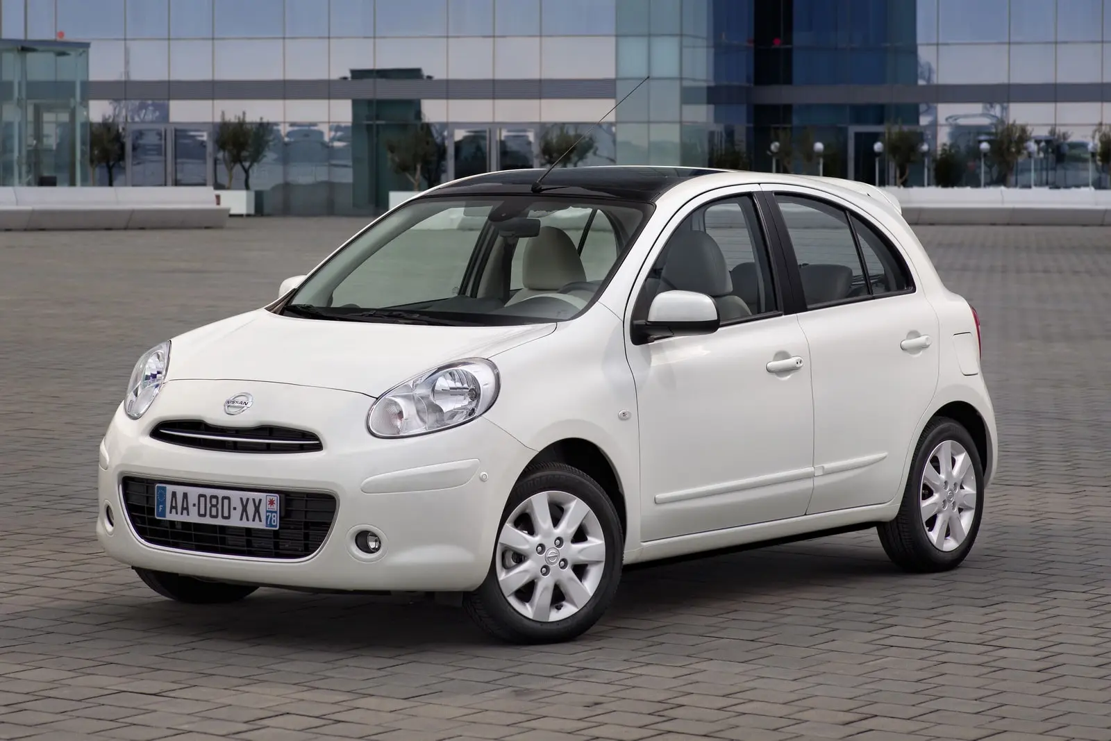 Nissan Micra Micra 1.2 DIG-S Desire CVT 6