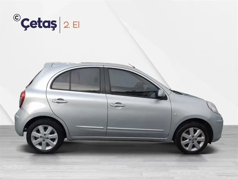 Nissan Micra Micra 1.2 Punch CVT 4