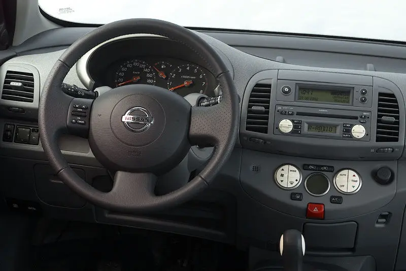Nissan Micra Micra 1.2 Visia 6