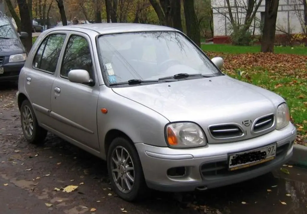 Nissan Micra Micra 1.4 Elegance 4