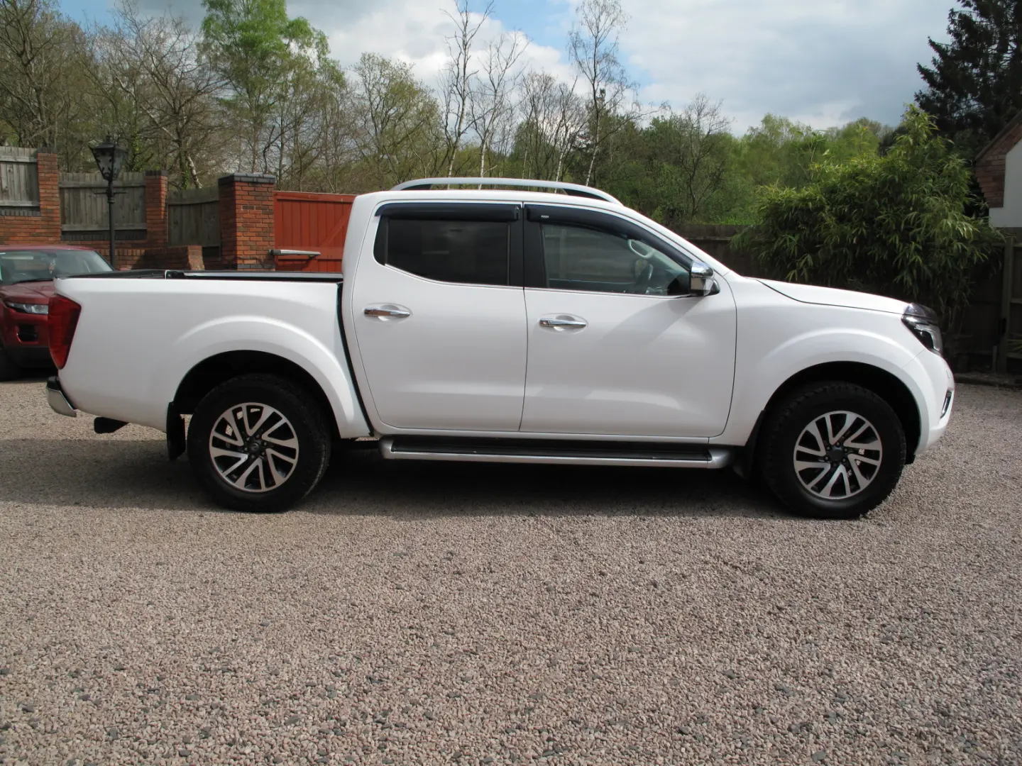 Nissan Navara Navara 2.3 dCi 160 4x2 Tekna 2