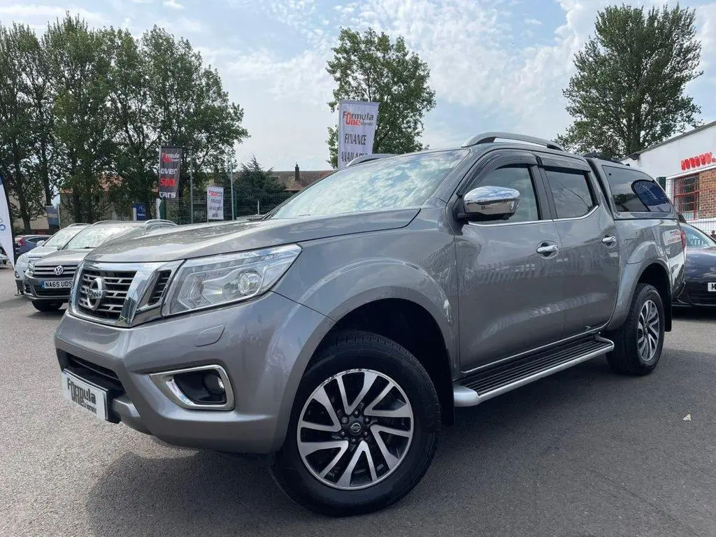 Nissan Navara Navara 2.3 dCi 160 4x2 Tekna 6