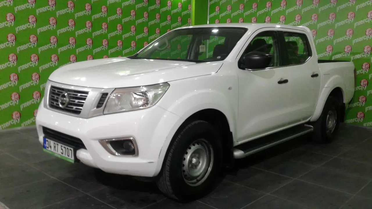 Nissan Navara Navara 2.3 dCi 160 4x2 Visia 6