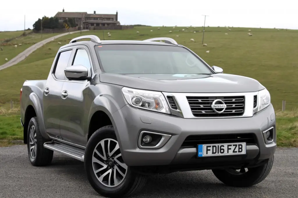 Nissan Navara Navara 2.3 dCi 160 4x4 Tekna 3