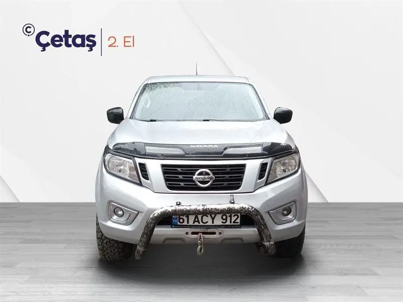 Nissan Navara Navara 2.3 dCi 160 4x4 Visia 4