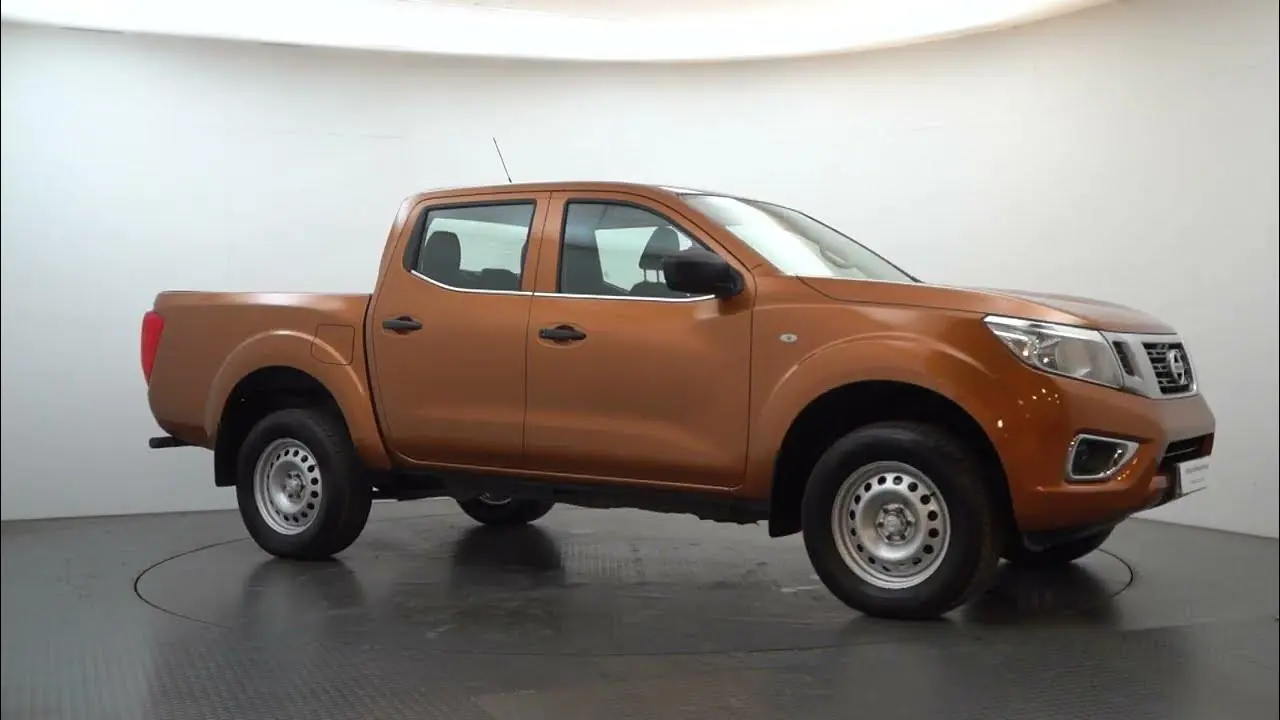 Nissan Navara Navara 2.3 dCi 163 4x4 Visia 2