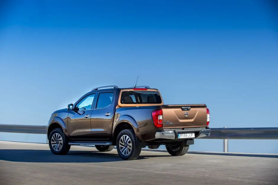 Nissan Navara Navara 2.3 dCi 190 4x4 Platinum 6