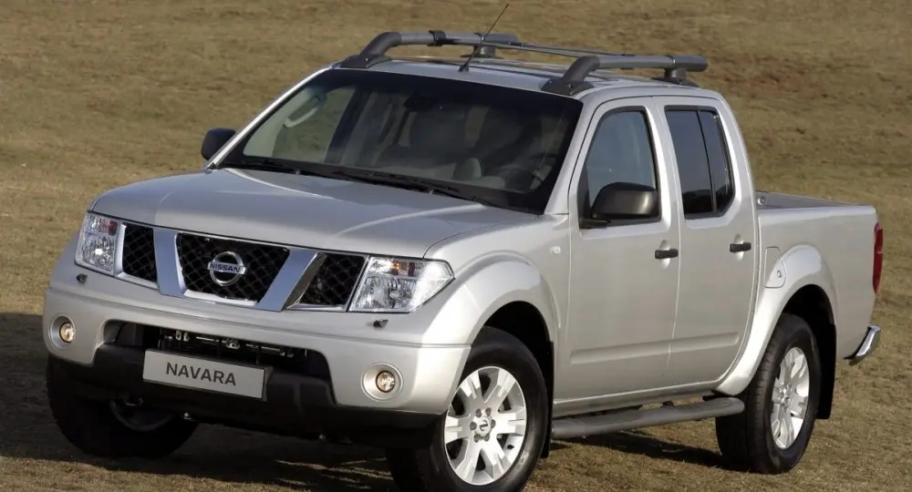 Nissan Navara Navara 2.5 D 4x4 SE 2