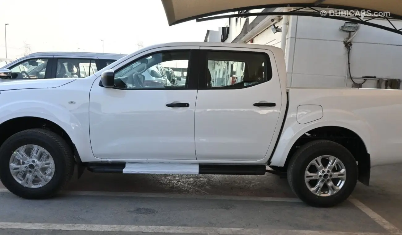 Nissan Navara Navara 2.5 D 4x2 SE New Edition 6