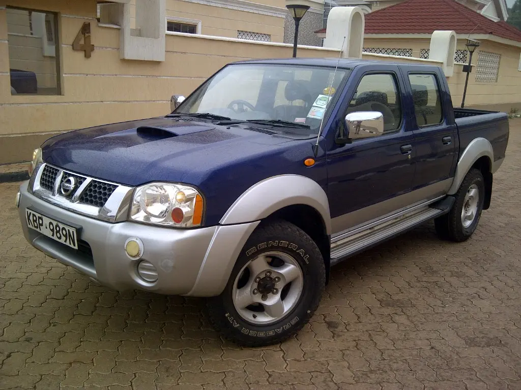 Nissan Navara Navara 2.5 D 4x4 LE 5