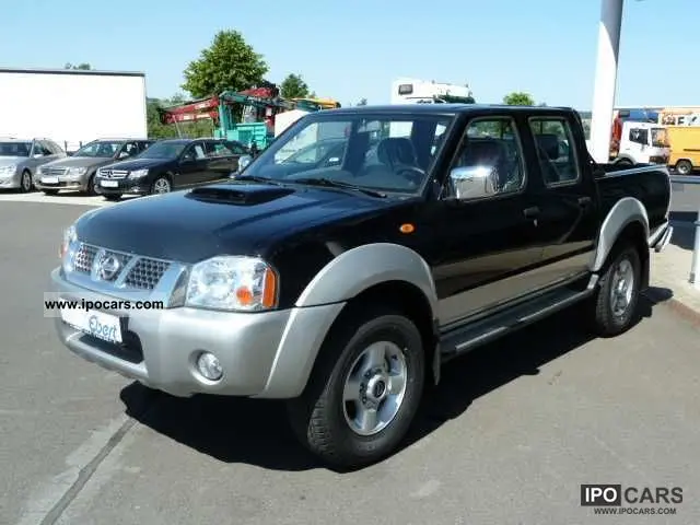 Nissan Navara Navara 2.5 D 4x4 SE 2