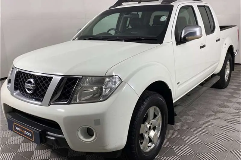 Nissan Navara Navara 3.0 TDI 4x4 Uzun Kasa LE 2