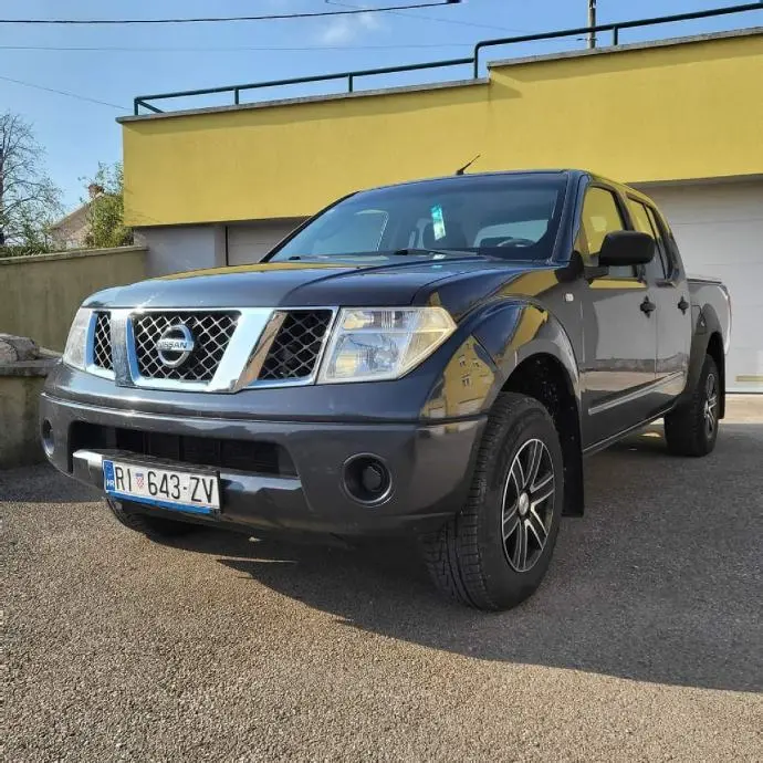 Nissan Navara Navara 3.0 TDI 4x4 Uzun Kasa LE 6