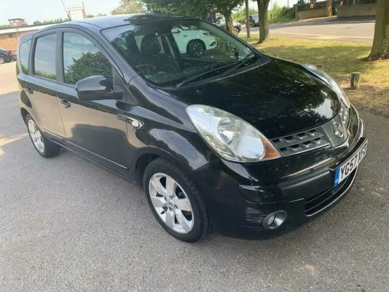 Nissan Note Note 1.5 DCI Tekna 6