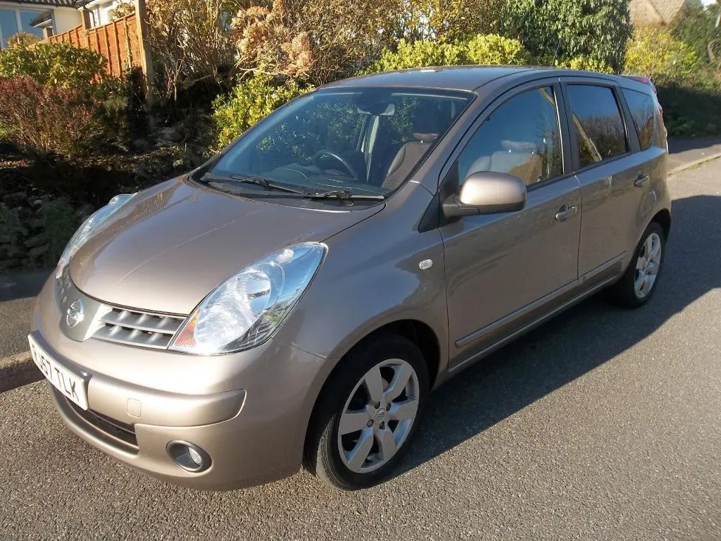 Nissan Note Note 1.5 DCI Tekna 7