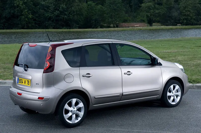 Nissan Note Note 1.6 Tekna 4