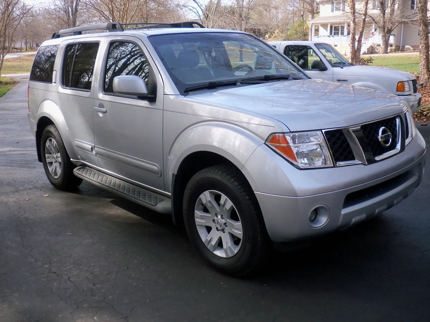 Nissan Pathfinder Pathfinder 2.5 TDI LE 0