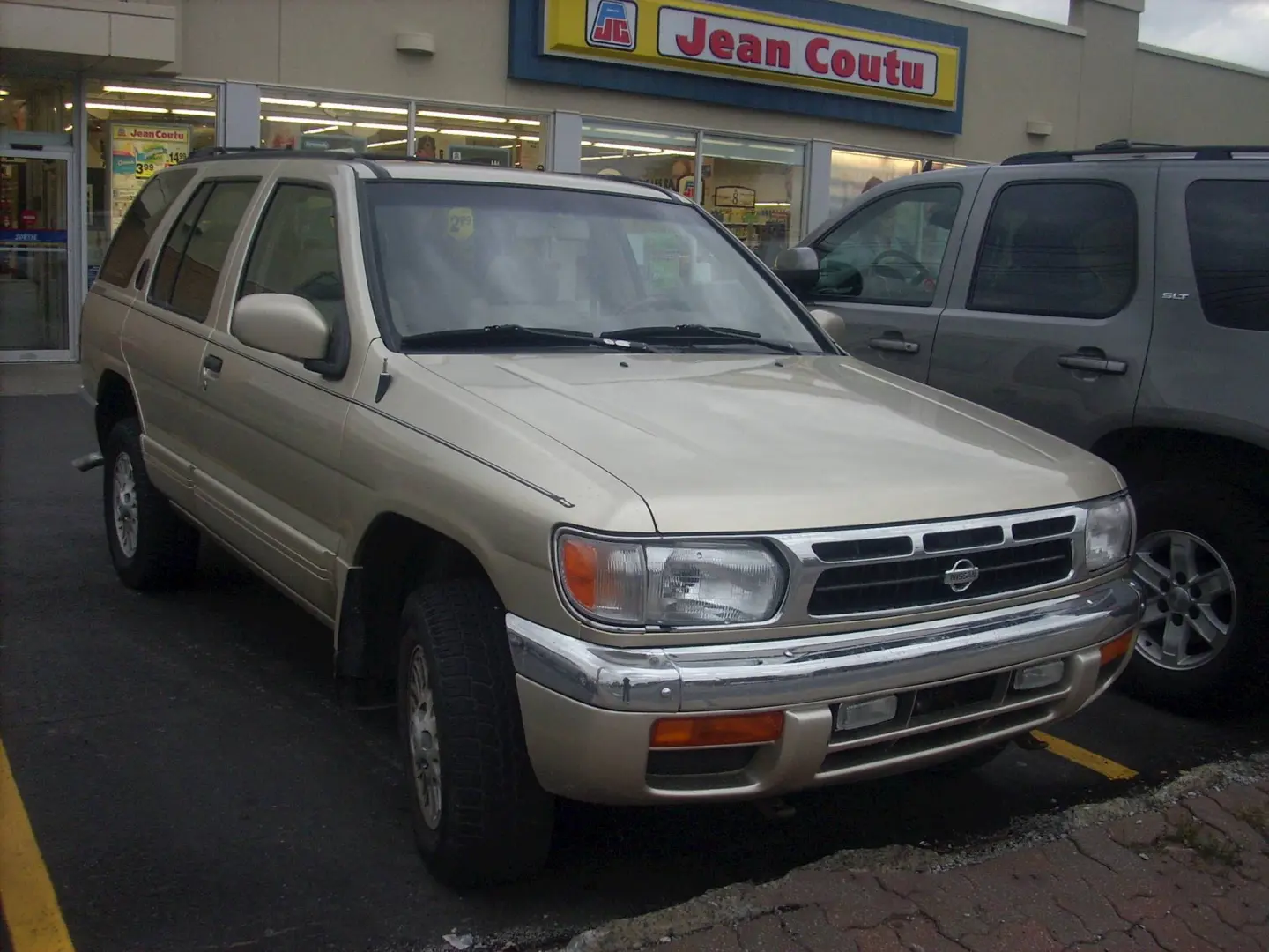 Nissan Pathfinder Pathfinder 3.3 V6 2