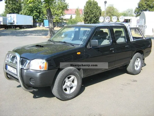 Nissan  Pick-Up 2.5 TDI 4x2 Country 1