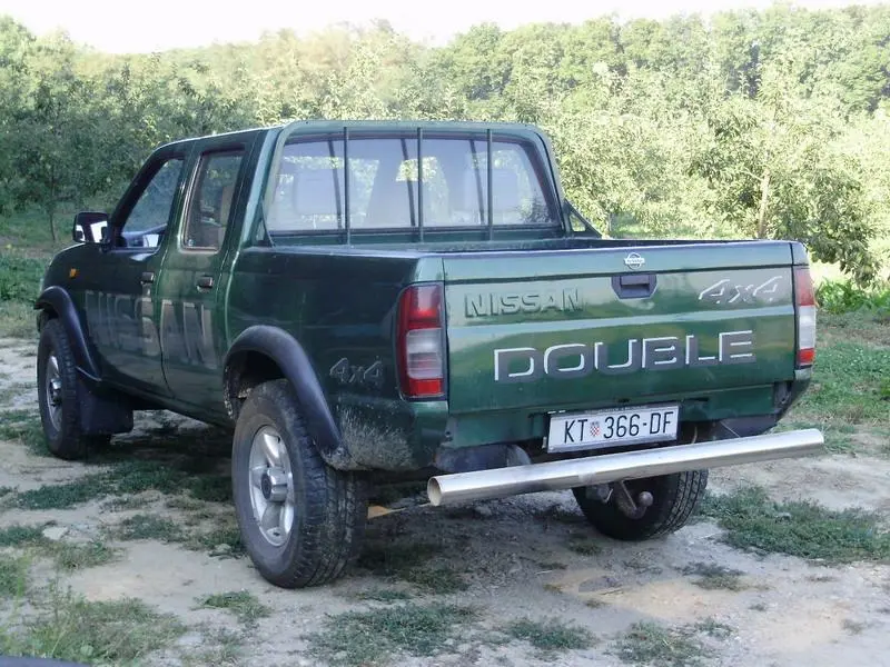 Nissan  Pick-Up 2.5 TDI 4x2 Skystar 3